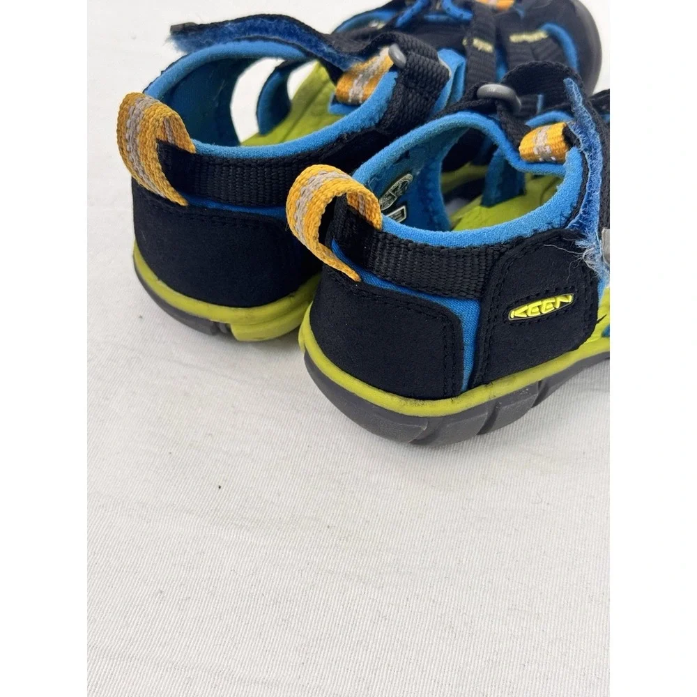 Keen Little Kids' Seacamp II CNX Sandal Waterproof Black Blue Size 9